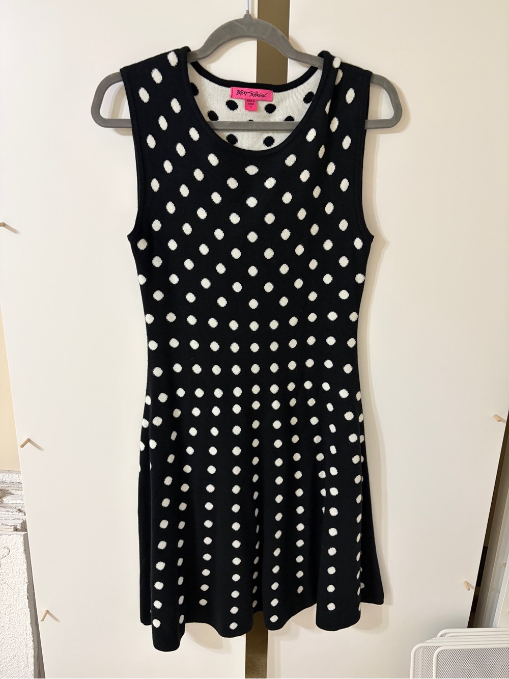 Betsy Johnson knit polka dot dress| size small